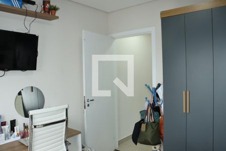 Casa de Condomínio para alugar com 2 quartos, 177m² em Jardim Semiramis, Cotia