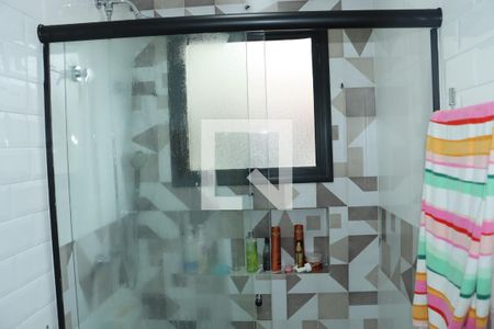 Casa de Condomínio para alugar com 2 quartos, 177m² em Jardim Semiramis, Cotia