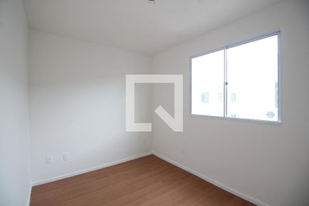 Quarto 1 de apartamento para alugar com 2 quartos, 40m² em Taquara, Rio de Janeiro