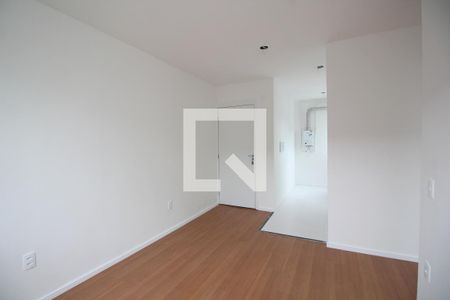 Sala de apartamento para alugar com 2 quartos, 40m² em Taquara, Rio de Janeiro