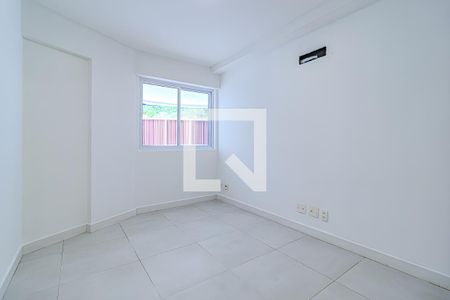 Quarto de apartamento à venda com 3 quartos, 108m² em Lagoa, Rio de Janeiro