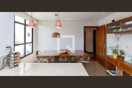 Apartamento à venda com 4 quartos, 223m² em Vila Clementino, São Paulo