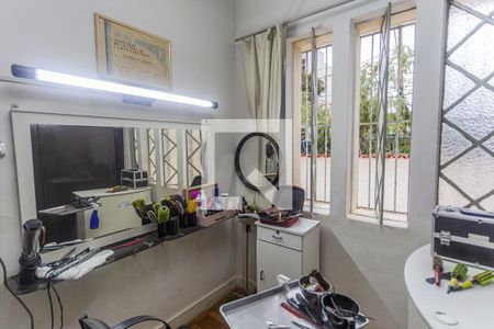 Quarto 1 de casa à venda com 3 quartos, 300m² em Santa Efigênia, Belo Horizonte