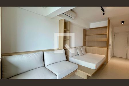 Sala de kitnet/studio para alugar com 1 quarto, 31m² em Pinheiros, São Paulo