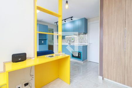 Sala de apartamento para alugar com 1 quarto, 37m² em Santo Amaro, São Paulo