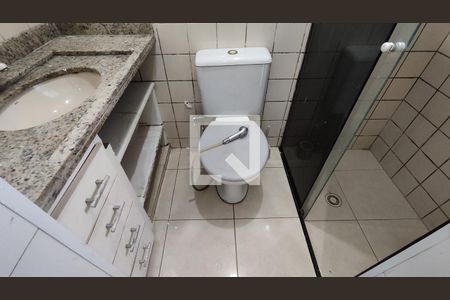 Banheiro da Suíte 1 de casa para alugar com 2 quartos, 120m² em Lajeado, Ferraz de Vasconcelos