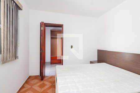 Quarto 1 de casa para alugar com 3 quartos, 178m² em Jardim Brasil, São Paulo