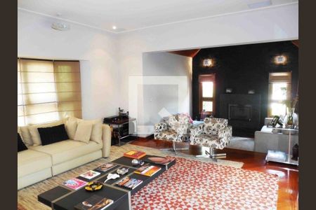 Casa à venda com 4 quartos, 520m² em Chácara Monte Alegre, São Paulo