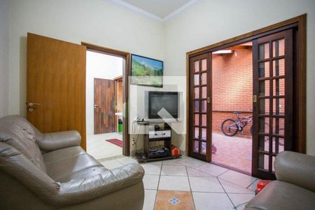 Casa à venda com 4 quartos, 400m² em Cidade São Francisco, São Paulo