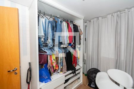 Quarto 1 de apartamento à venda com 4 quartos, 180m² em Milionários, Belo Horizonte