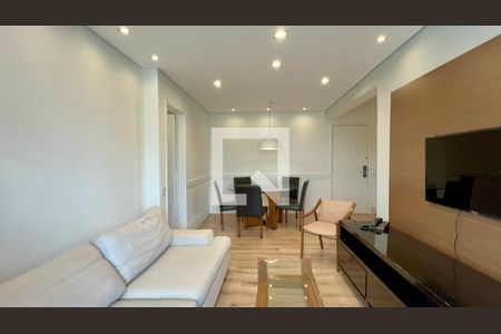 Sala de TV de apartamento para alugar com 2 quartos, 97m² em Jardins, São Paulo