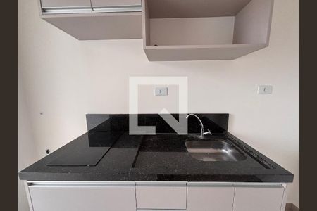 Sala/Cozinha de apartamento para alugar com 1 quarto, 36m² em Vila Lucia, São Paulo