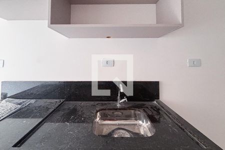 Sala/Cozinha de apartamento para alugar com 2 quartos, 36m² em Vila Lucia, São Paulo