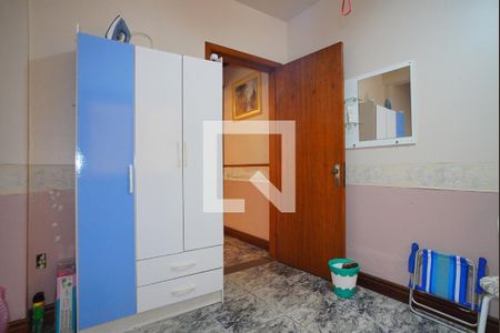 Quarto 1 de casa para alugar com 6 quartos, 475m² em Jardim Itu, Porto Alegre