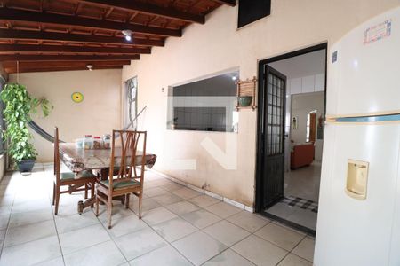 Varanda da Sala de Jantar de casa para alugar com 3 quartos, 252m² em Planalto, Uberlândia