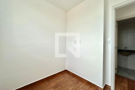 Quarto 2 de apartamento para alugar com 2 quartos, 35m² em Vila Mira, São Paulo
