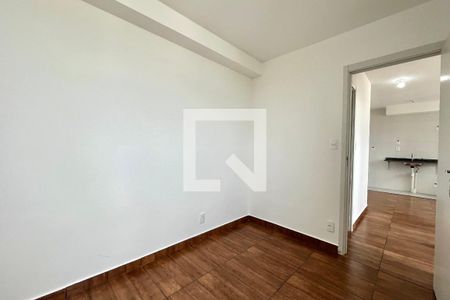 Quarto 1 de apartamento para alugar com 2 quartos, 35m² em Vila Mira, São Paulo
