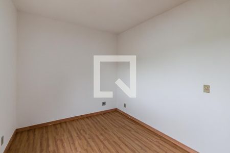 Quarto 1 de apartamento para alugar com 2 quartos, 48m² em Teresópolis, Porto Alegre