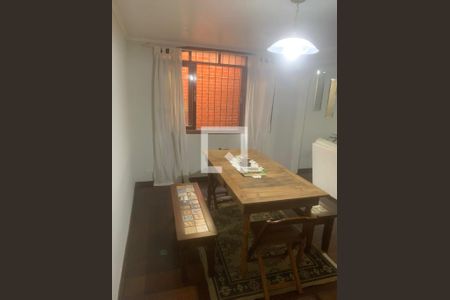 Sala de casa para alugar com 4 quartos, 128m² em Jardim Rizzo, São Paulo