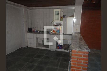 Cozinha de casa para alugar com 4 quartos, 128m² em Jardim Rizzo, São Paulo