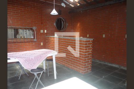 Cozinha de casa para alugar com 4 quartos, 128m² em Jardim Rizzo, São Paulo