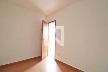 Quarto 1 de apartamento para alugar com 2 quartos, 58m² em Shopping Park, Uberlândia