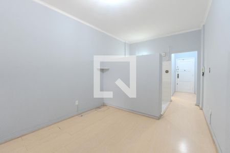 Sala de kitnet/studio para alugar com 1 quarto, 32m² em Consolação, São Paulo