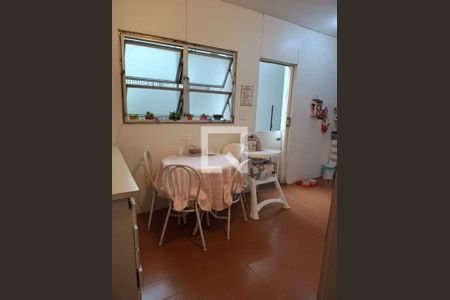 Casa à venda com 4 quartos, 189m² em Butantã, São Paulo