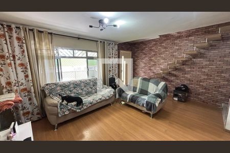 Sala  de casa à venda com 3 quartos, 102m² em Jardim Cristiane, Santo André