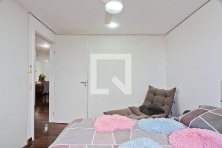 Suíte de apartamento à venda com 2 quartos, 90m² em Vila Diva, São Paulo