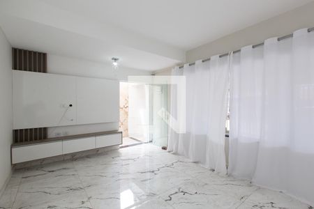 Sala de casa para alugar com 2 quartos, 80m² em Parada Xv de Novembro, São Paulo