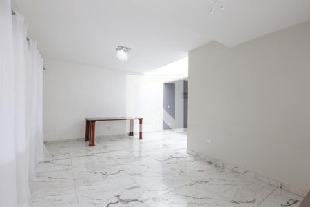 Sala de casa para alugar com 2 quartos, 80m² em Parada Xv de Novembro, São Paulo