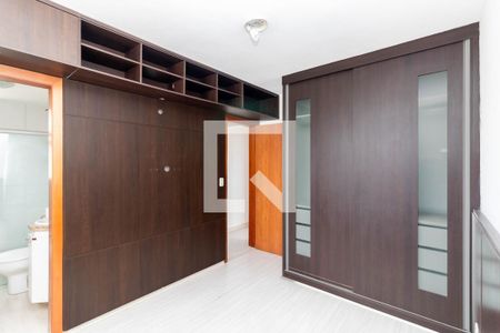 Quarto 2 de apartamento à venda com 4 quartos, 150m² em Fernão Dias, Belo Horizonte