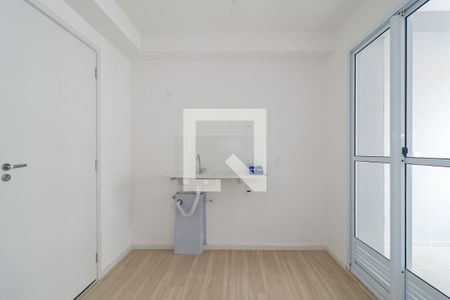 Sala/Cozinha de apartamento para alugar com 2 quartos, 31m² em Vila Plana, São Paulo