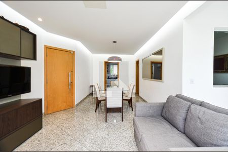 Sala de apartamento à venda com 4 quartos, 210m² em Sagrada Família, Belo Horizonte