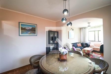 Casa para alugar com 5 quartos, 176m² em Vila Mazzei, São Paulo