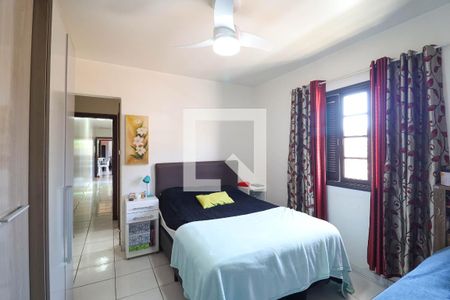 Casa para alugar com 5 quartos, 176m² em Vila Mazzei, São Paulo