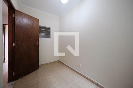 Quarto 1 de casa para alugar com 3 quartos, 130m² em Jardim Fernandes, São Paulo