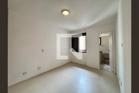 Suíte de apartamento para alugar com 2 quartos, 79m² em Moema, São Paulo