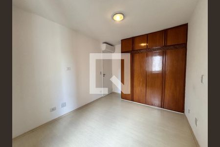 Suíte de apartamento para alugar com 2 quartos, 79m² em Moema, São Paulo