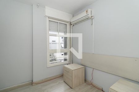Quarto 2 de apartamento à venda com 2 quartos, 48m² em Sarandi, Porto Alegre