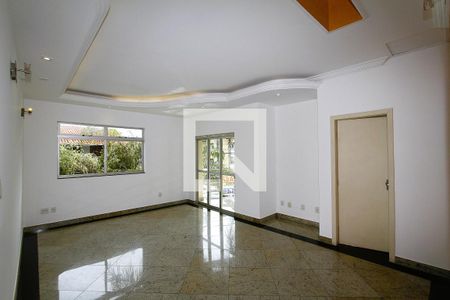 Sala de casa para alugar com 5 quartos, 150m² em Alto Caiçaras, Belo Horizonte