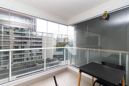 Varanda de kitnet/studio à venda com 1 quarto, 38m² em Consolação, São Paulo