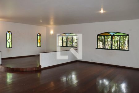 Sala de casa para alugar com 4 quartos, 1001m² em Vila Santo Antônio, Cotia