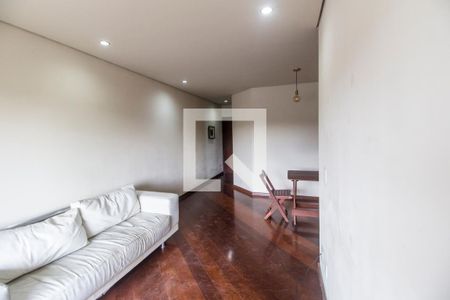 Sala  de apartamento para alugar com 2 quartos, 86m² em Empresarial 18 do Forte, Barueri