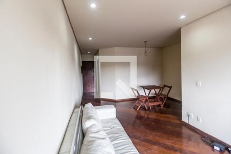 Sala  de apartamento para alugar com 2 quartos, 86m² em Empresarial 18 do Forte, Barueri