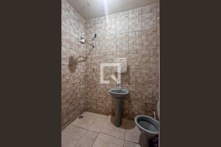 Banheiro  de casa para alugar com 3 quartos, 45m² em Parque João Ramalho, Santo André