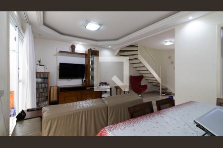 Sala de casa de condomínio para alugar com 3 quartos, 97m² em Cangaiba, São Paulo