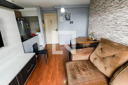 Sala de apartamento à venda com 2 quartos, 62m² em Chácara Agrindus, Taboão da Serra