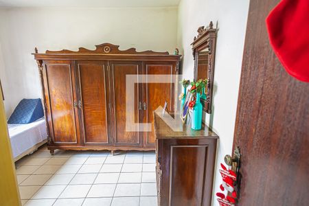 quarto 2 de casa à venda com 4 quartos, 1500m² em Venda Nova, Belo Horizonte